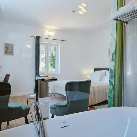 Captain' S Boutique 4*