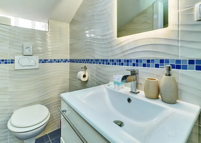 Captain' S Boutique Hotel 4*