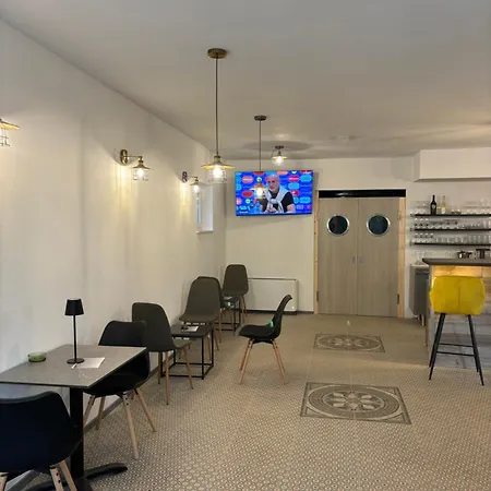 Captain' S Boutique Отель 4*