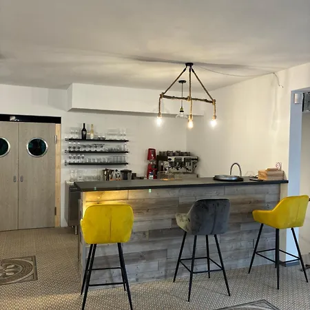 Отель Captain' S Boutique Вели-Лошинь