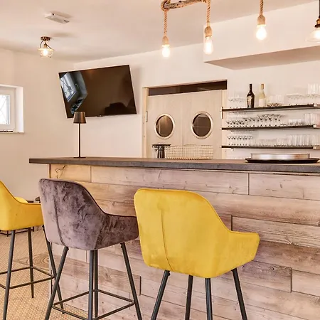 Captain' S Boutique Вели-Лошинь