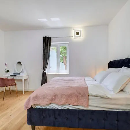 Captain' S Boutique 4*