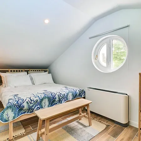 Captain' S Boutique Отель