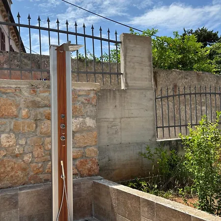 Captain' S Boutique 4*