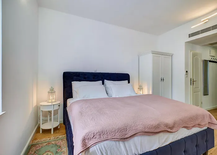 Captain' S Boutique Hotel 4*